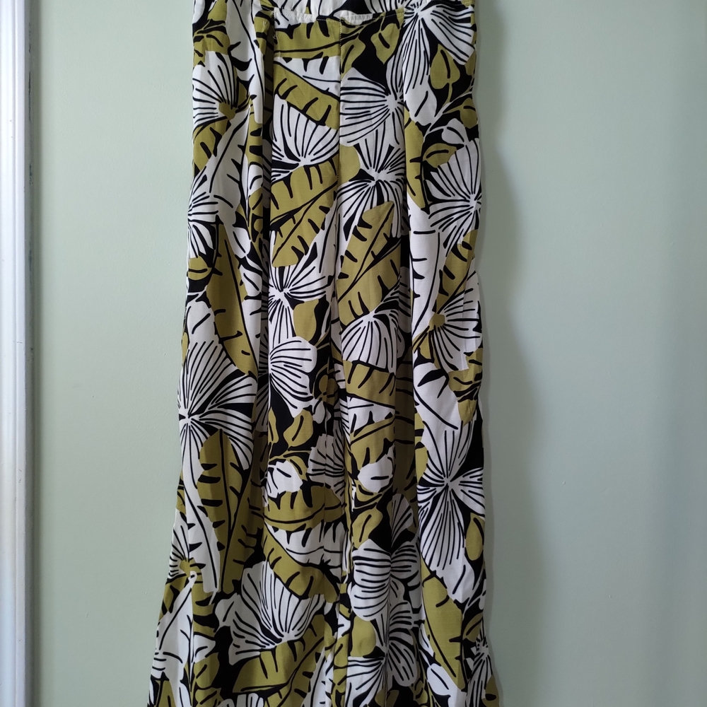Leaf Print Linen Pants